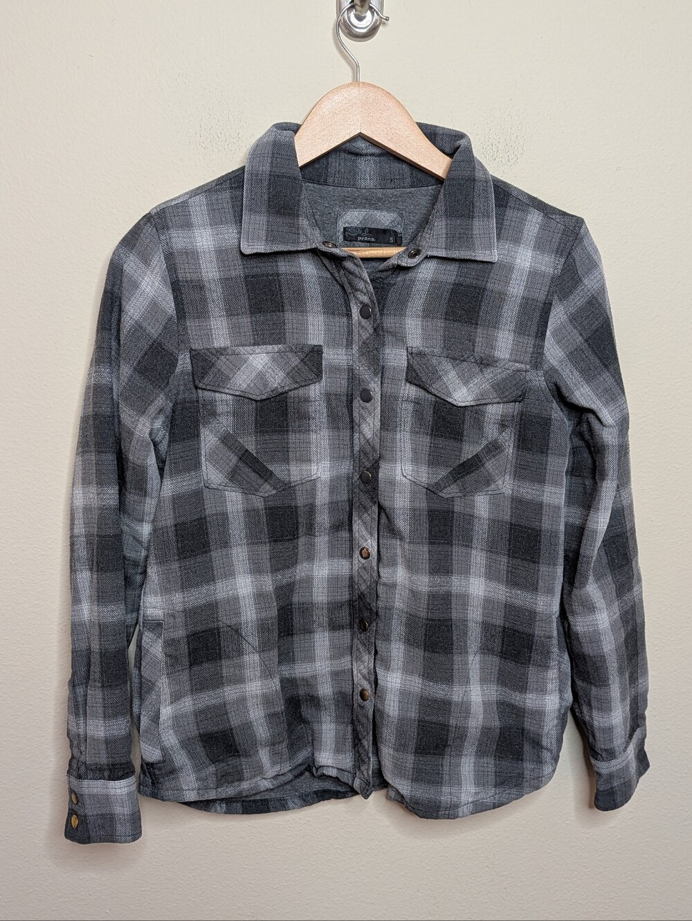 prAna Women's Gray Plaid Flannel Shirt Jacket Shacket Snap Front Size S